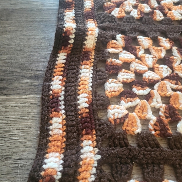 🧡🤎🤍Cozy Granny Square Afghan - Picture 5 of 6